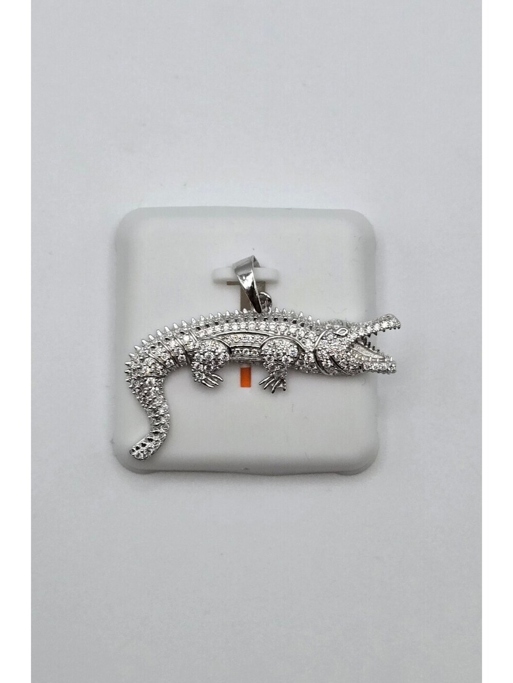 NEW Solid 925 Sterling Silver Genuine MOISSANITE Alligator/Crocodile Pendant - Picture 2 of 13